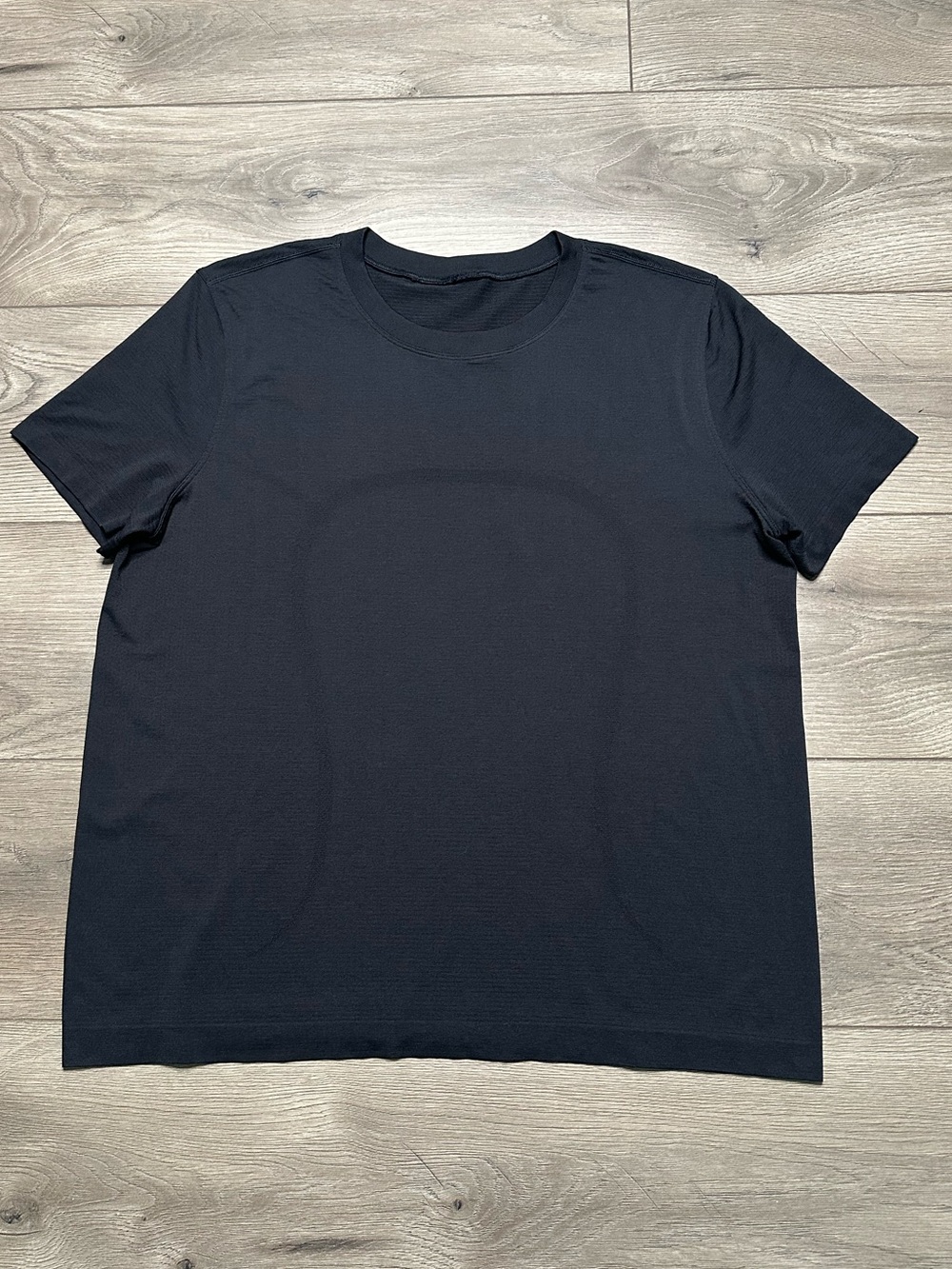Lululemon Swiftly Relaxed Fit Short Sleeve Tee Shirt Black Seamless Size 8